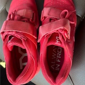 TYR weightlifting shoes